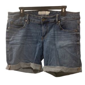 TORRID jean shorts